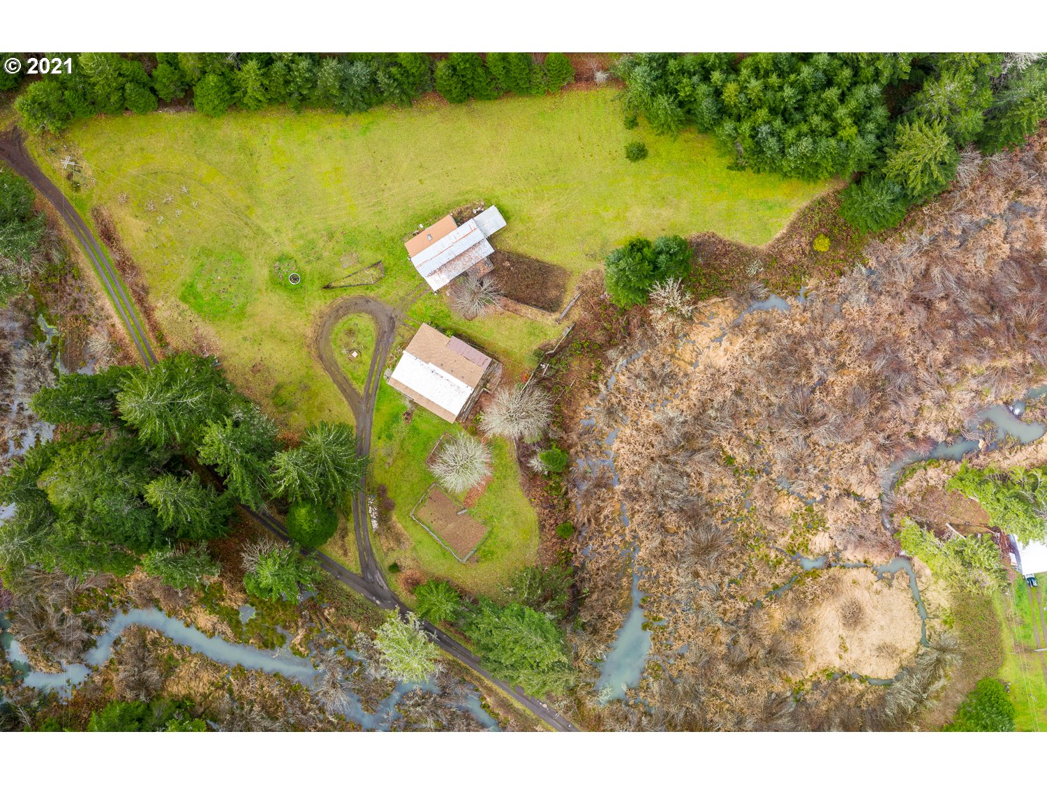 178 Phillips Ranch Road Yoncalla, OR 97499 - Photo 5 of 32 Gallery Image 5