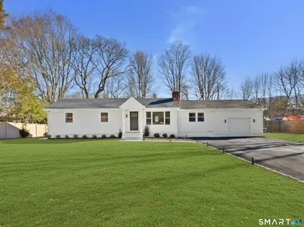 $1,175,000 | 9 Arnold Lane, Norwalk, CT 06854