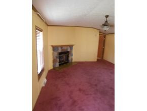 346 Rambling Road Jonesborough, TN 37659 - Photo 2 of 12 Living room