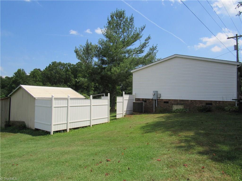 115 Ayers Road Pinnacle, NC 27043 - Photo 13 of 17 Gallery Image 13