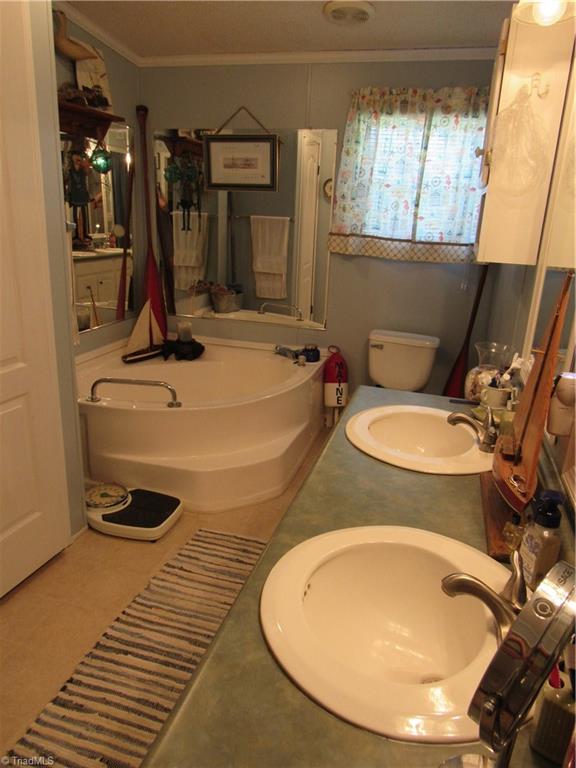 115 Ayers Road Pinnacle, NC 27043 - Photo 7 of 17 Gallery Image 7
