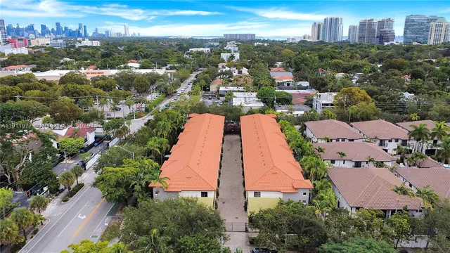 $1,050,000 | 3204 Bird Avenue, Unit 119, Miami, FL 33133