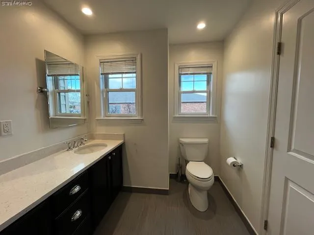 $4,650 | 50 Sintsink Drive East, Unit 6, Port Washington, NY 11050