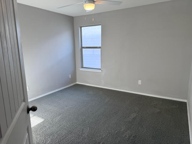 329 Los Cobos Lane Georgetown, TX 78626 - Photo 25 of 40 an empty room with a window