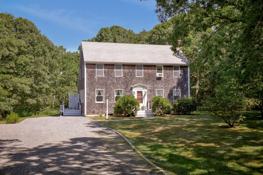 52 Oak Knoll Road West Tisbury, MA 02568 - Photo 1 of 35