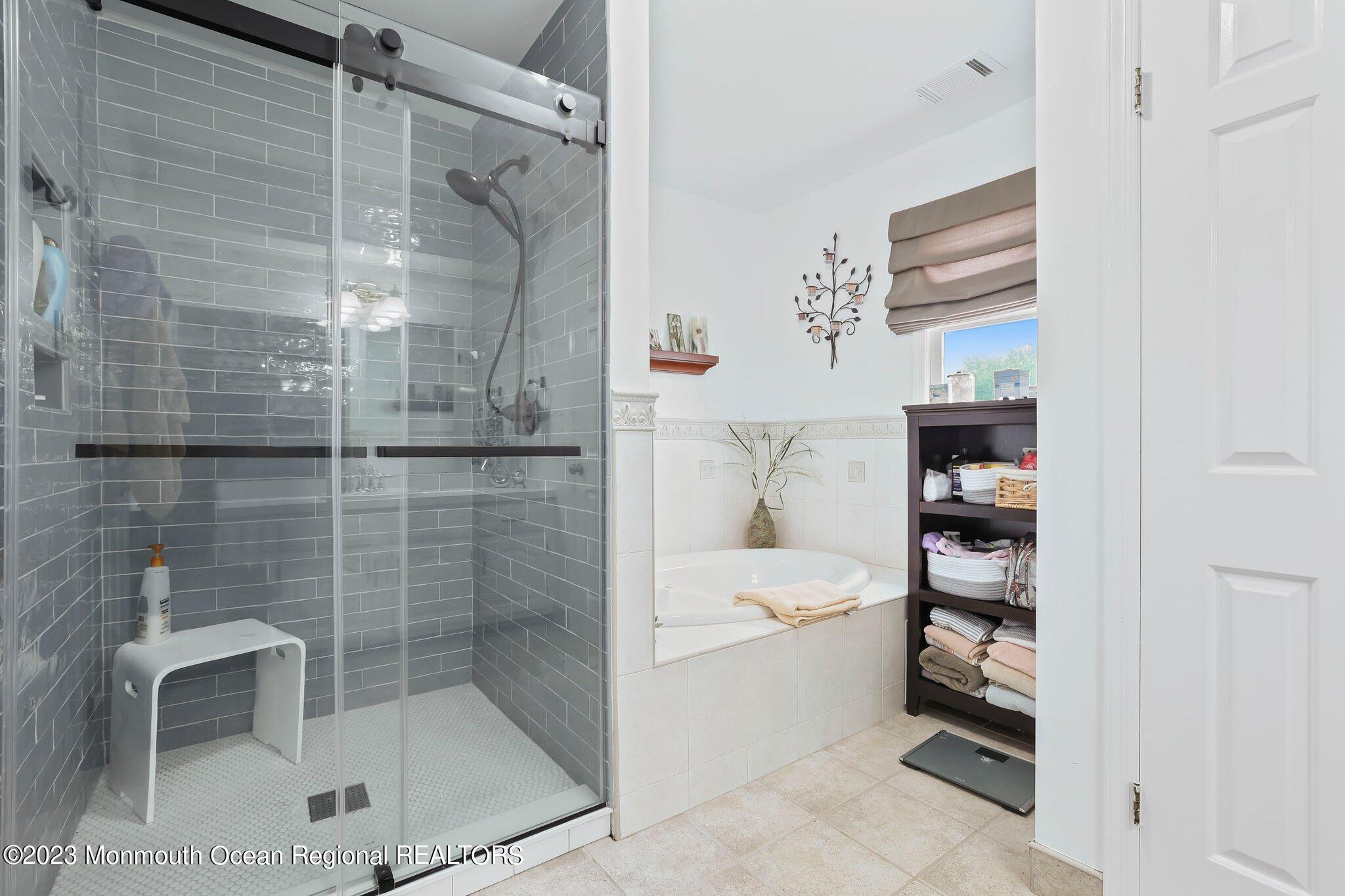 31 Daniel Drive Hazlet, NJ 07730 - Photo 20 of 31 8V7A3488