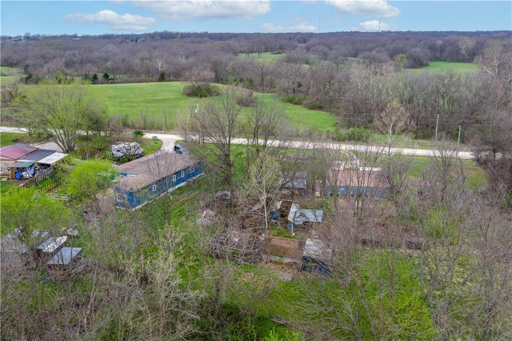 795 Northeast 101st Road Warrensburg, MO 64093 - Photo 5 of 10