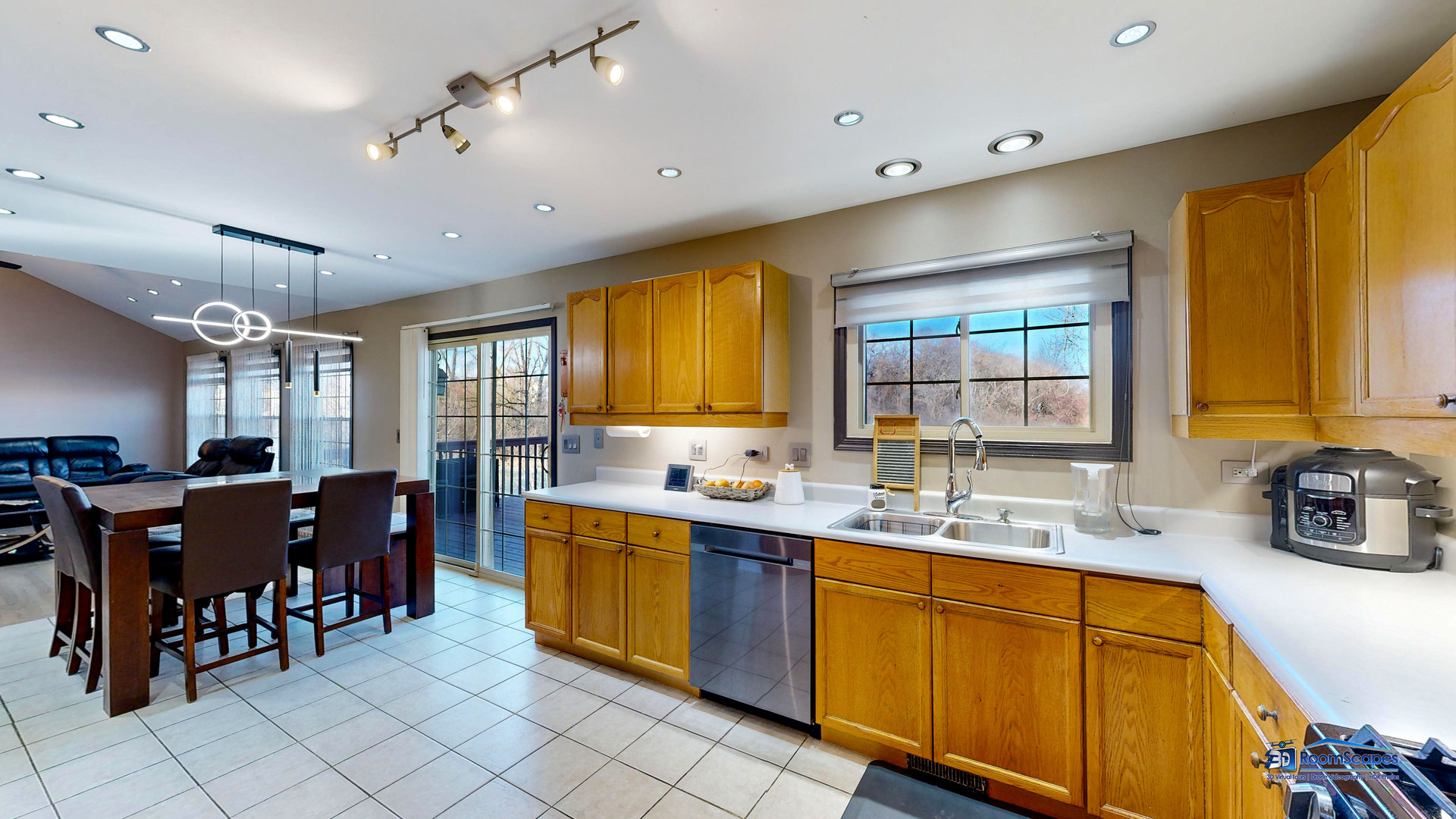 1248 Edgewater Lane Antioch, IL 60002 - Photo 11 of 73