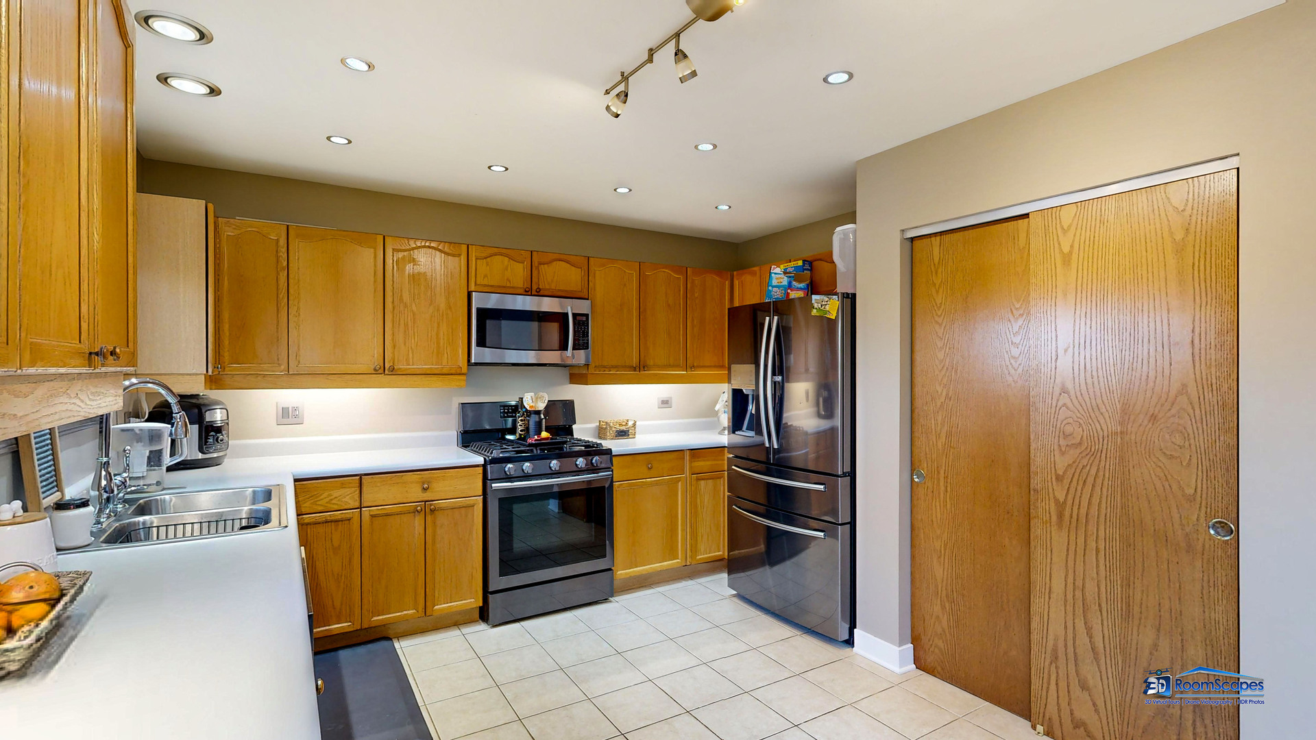 1248 Edgewater Lane Antioch, IL 60002 - Photo 10 of 73