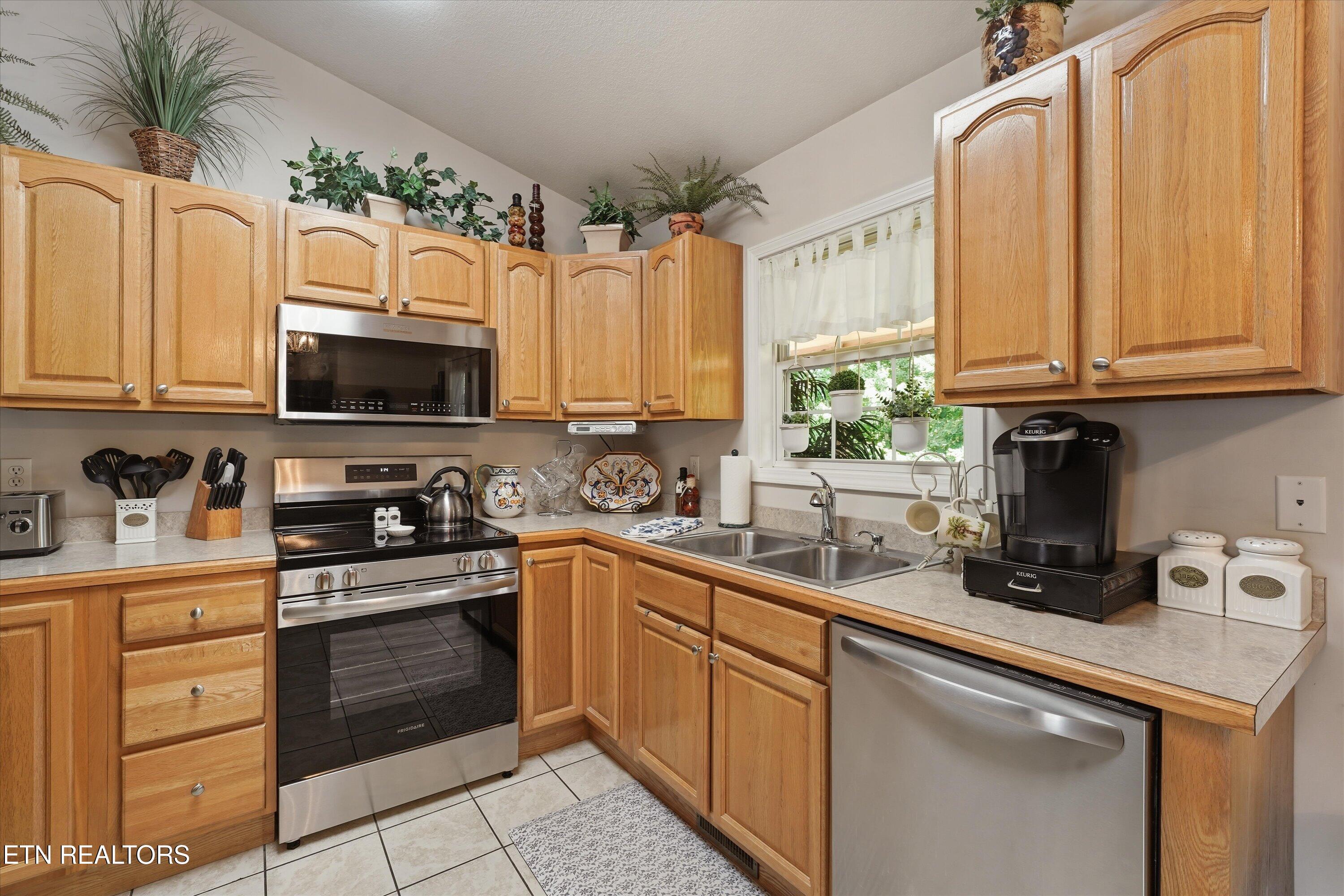 428 Kimberly Heights Road Sevierville, TN 37876 - Photo 9 of 55 12-428 Kimberly Heights Rd 48