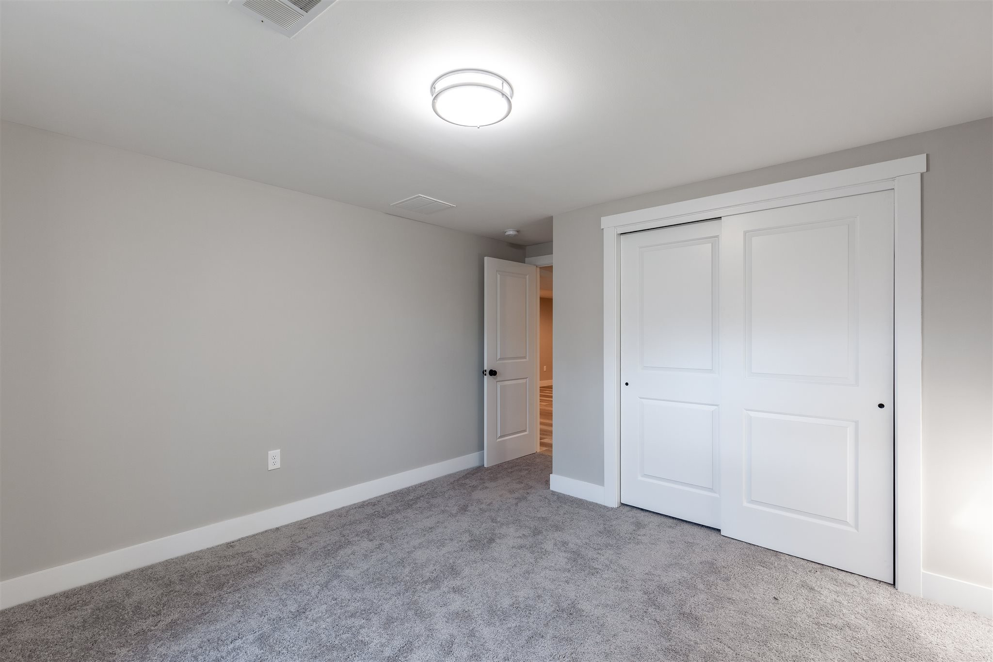 694 Dudley Road Fort Mitchell, KY 41017 - Photo 40 of 49 Gallery Image 40