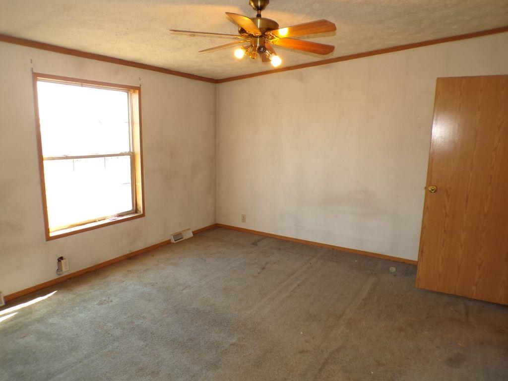 N5410 Skinner Hollow Road Monroe, WI 53566 - Photo 11 of 31