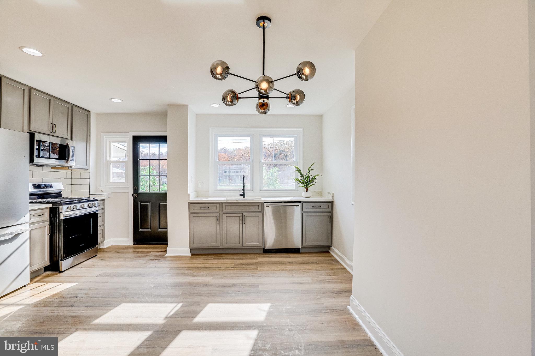 4219 Hildreth Street Southeast Washington, DC 20019 - Photo 12 of 40