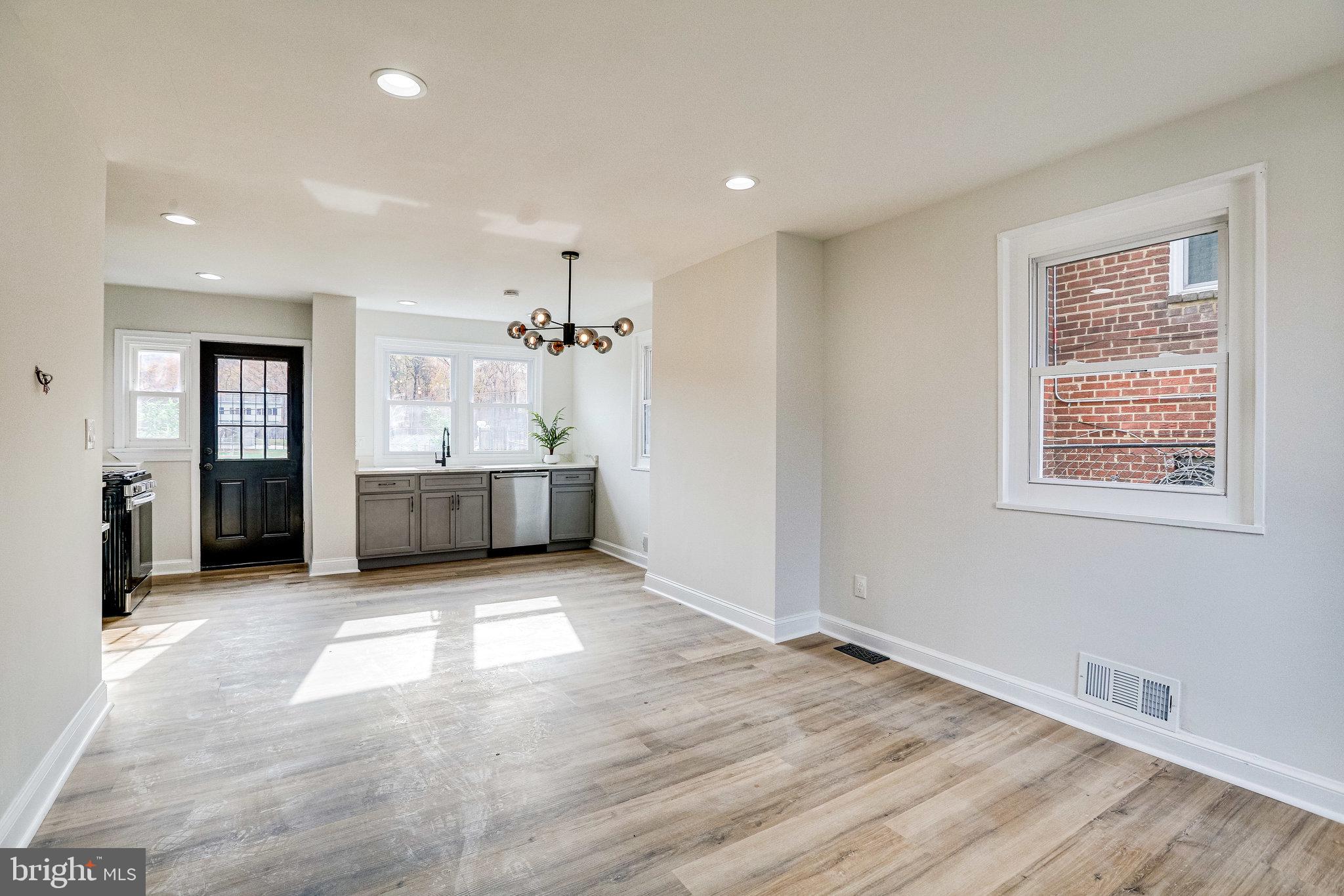 4219 Hildreth Street Southeast Washington, DC 20019 - Photo 4 of 40