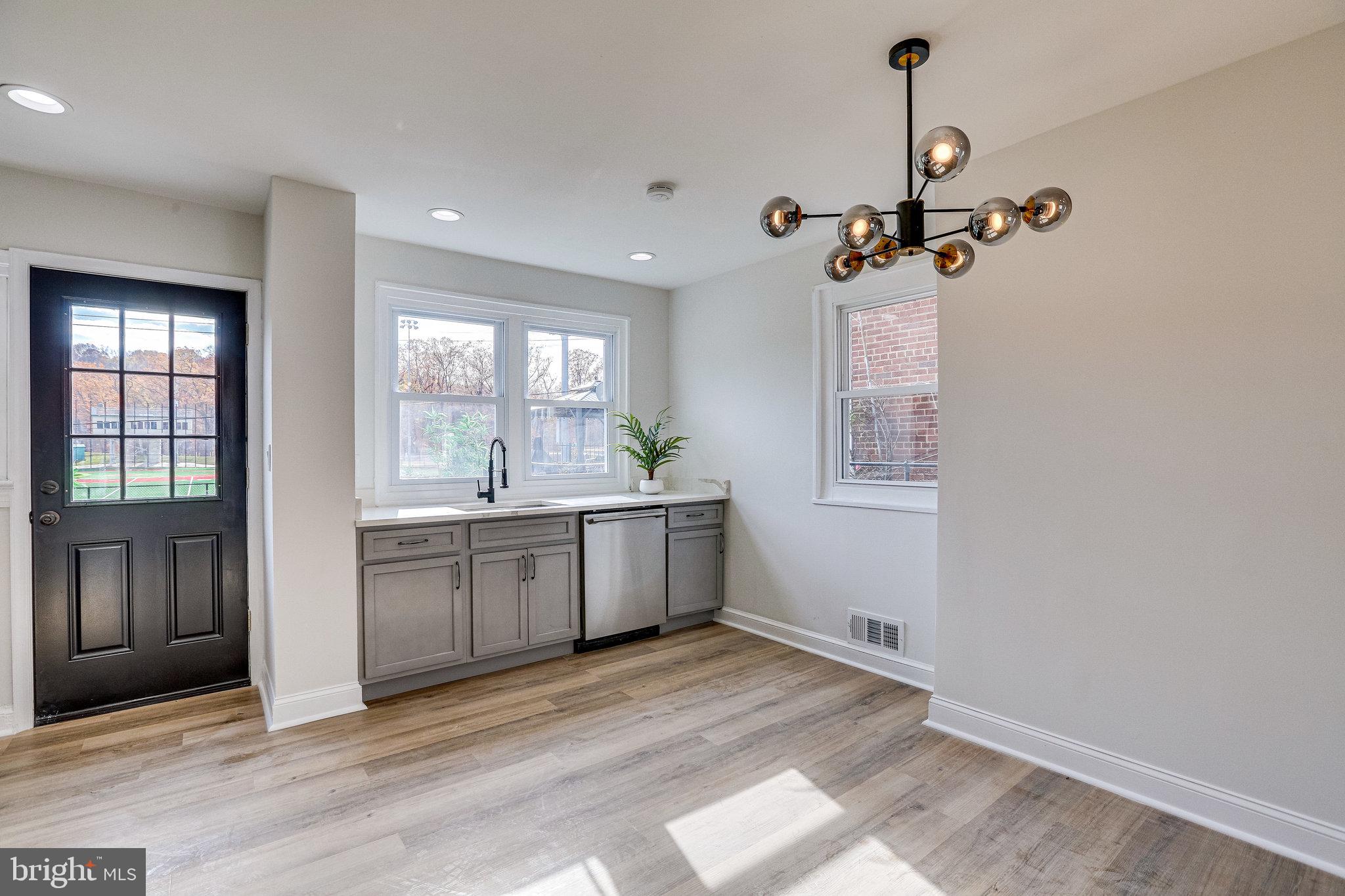 4219 Hildreth Street Southeast Washington, DC 20019 - Photo 9 of 40