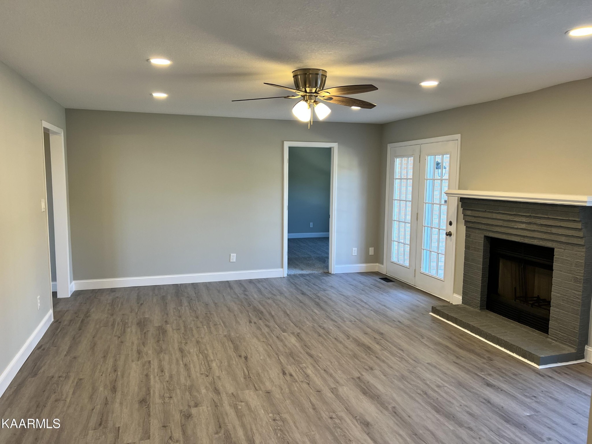 908 Spinnaker Road Knoxville, TN 37934 - Photo 13 of 35 Gallery Image 13