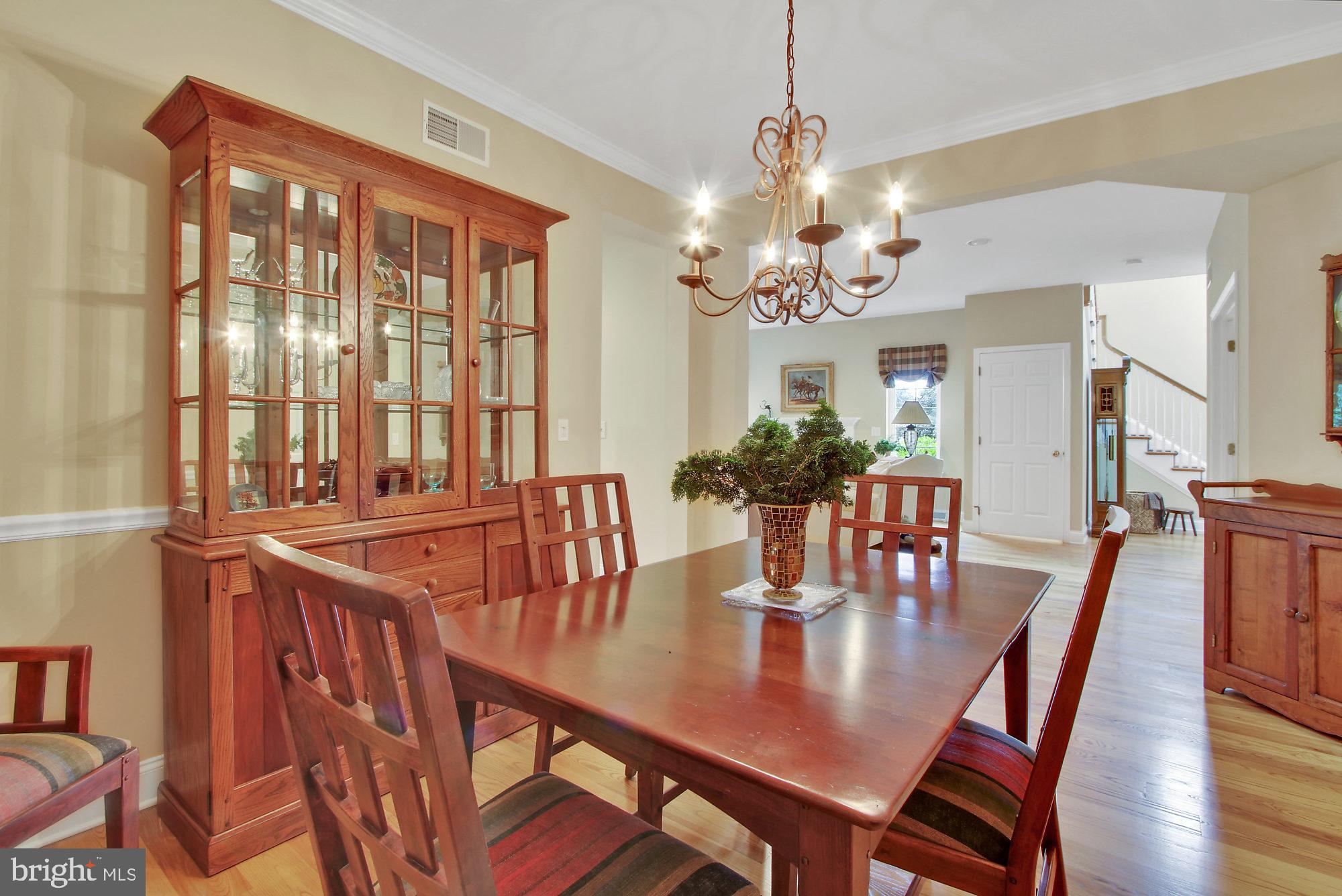 725 Woodfield Drive Lititz, PA 17543 - Photo 11 of 49