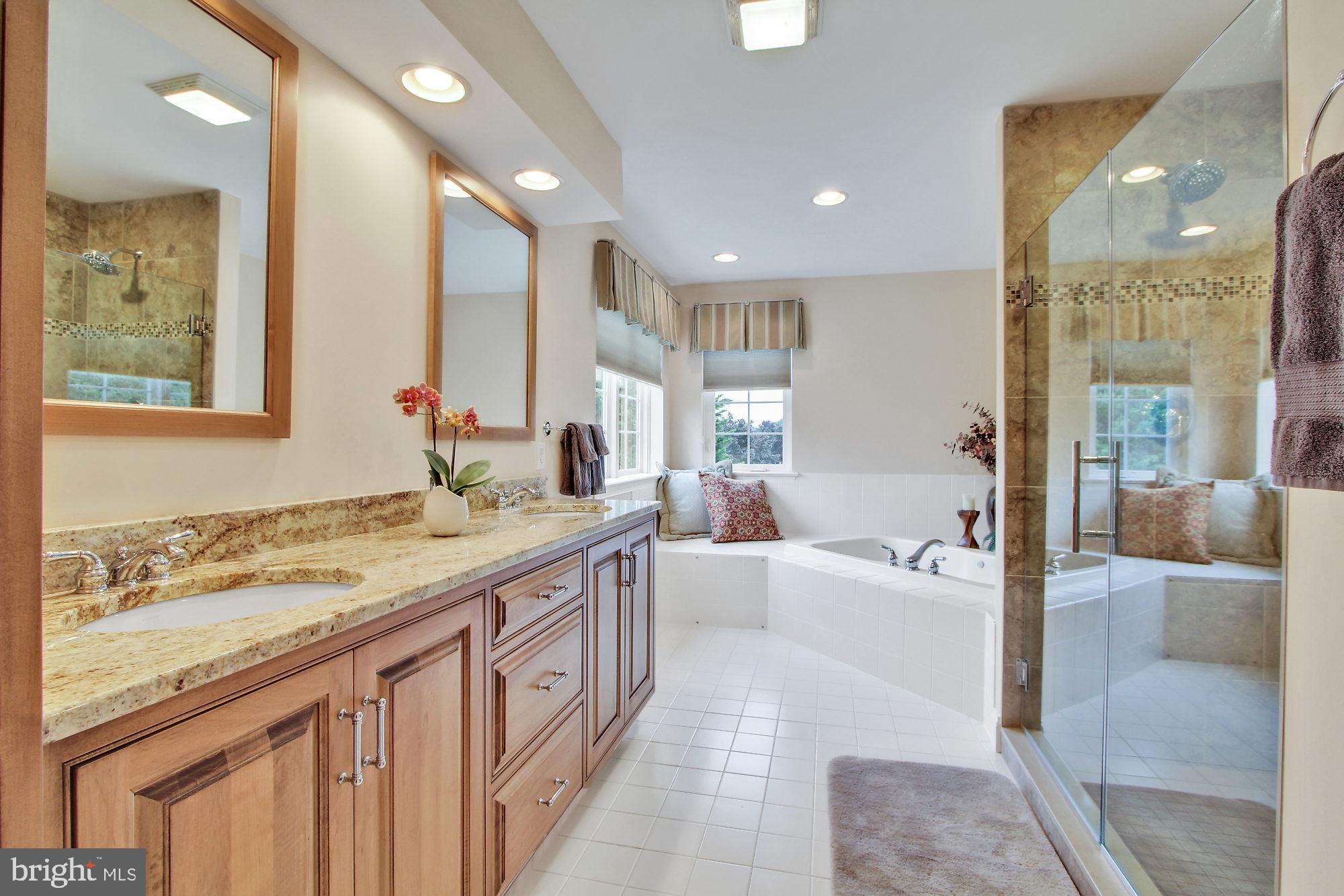 725 Woodfield Drive Lititz, PA 17543 - Photo 23 of 49