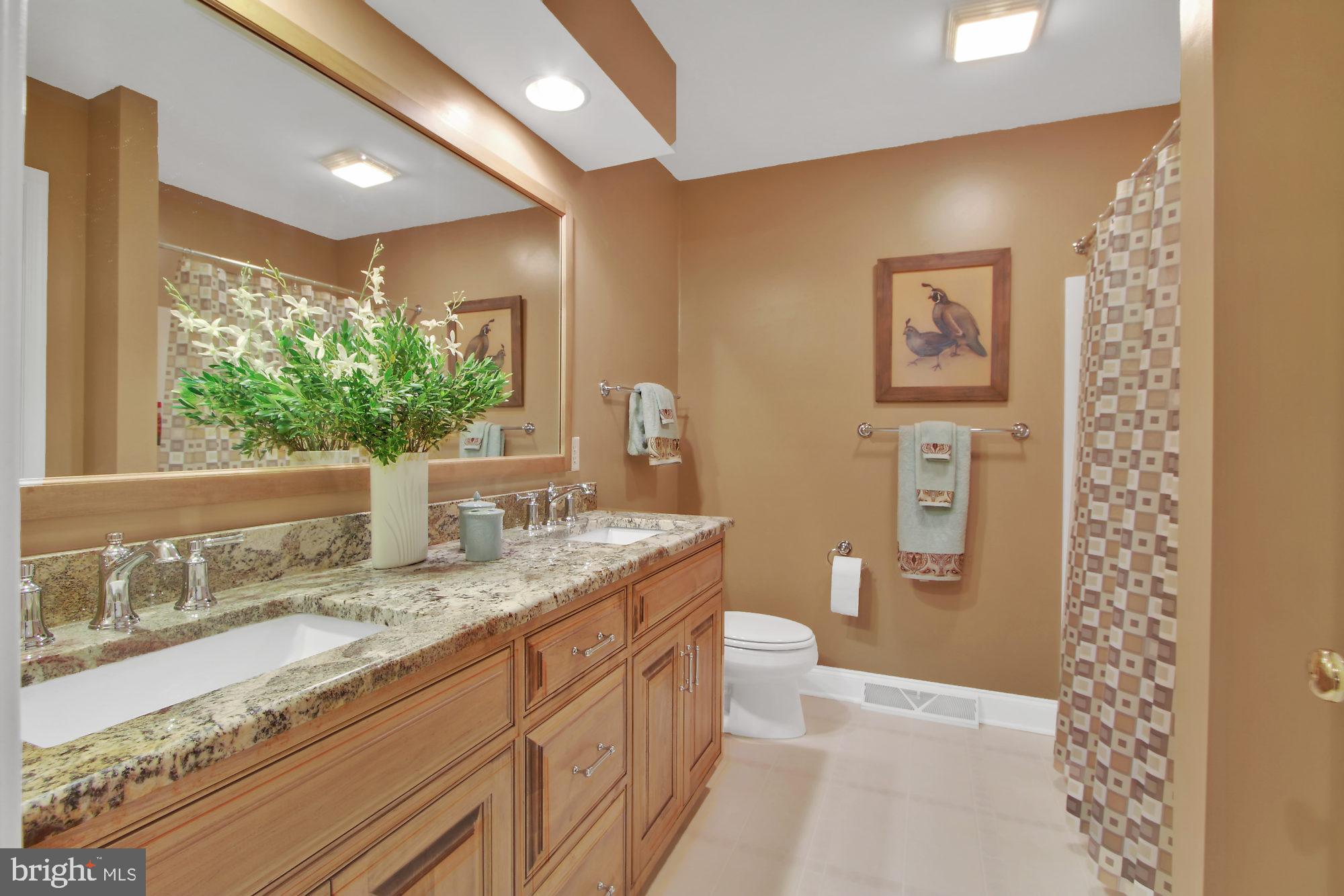 725 Woodfield Drive Lititz, PA 17543 - Photo 28 of 49