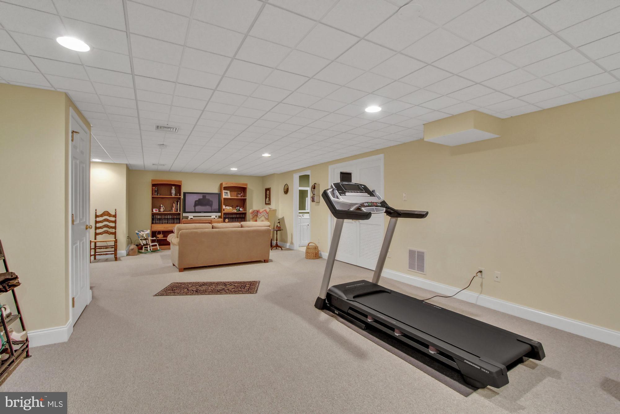 725 Woodfield Drive Lititz, PA 17543 - Photo 31 of 49