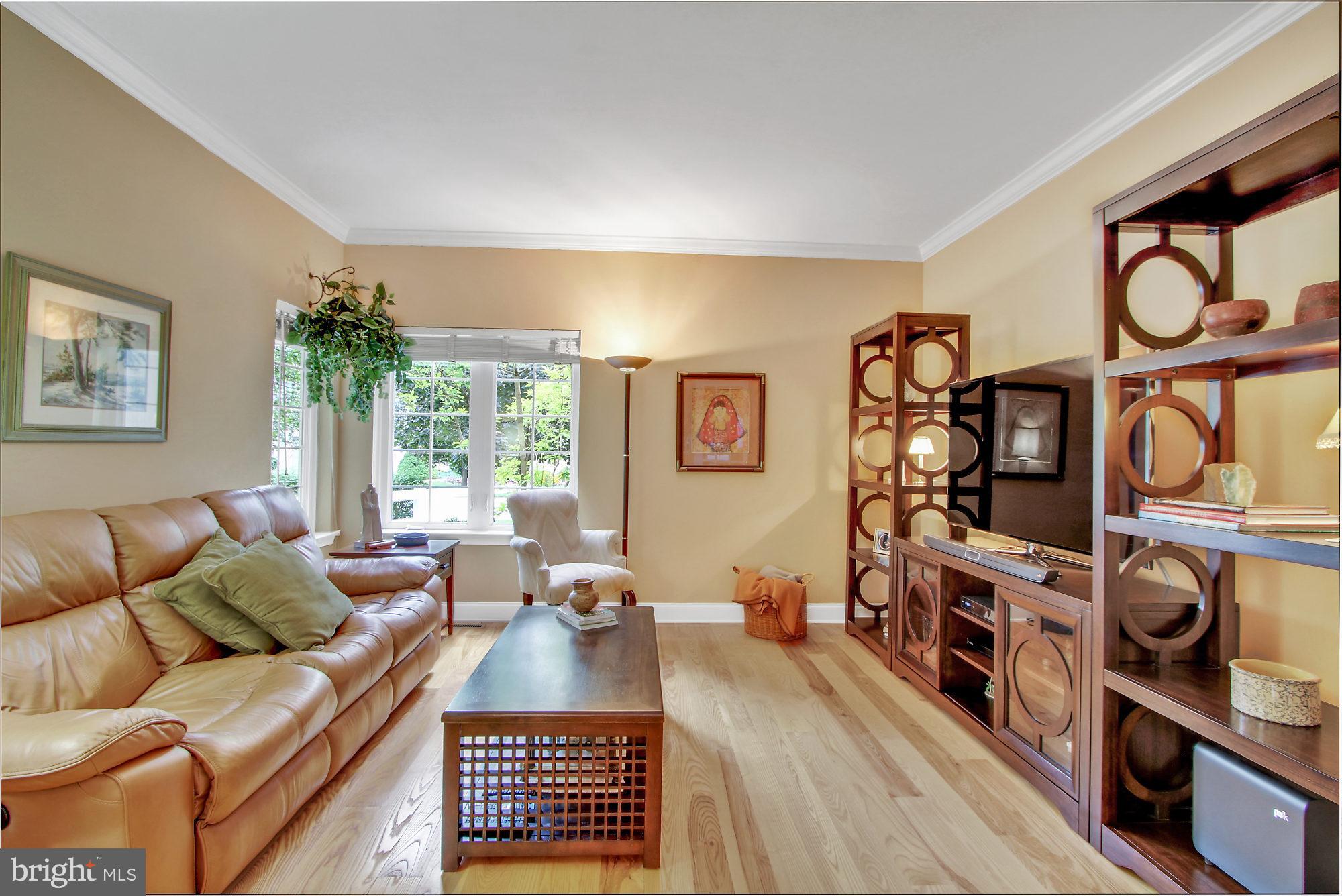 725 Woodfield Drive Lititz, PA 17543 - Photo 5 of 49