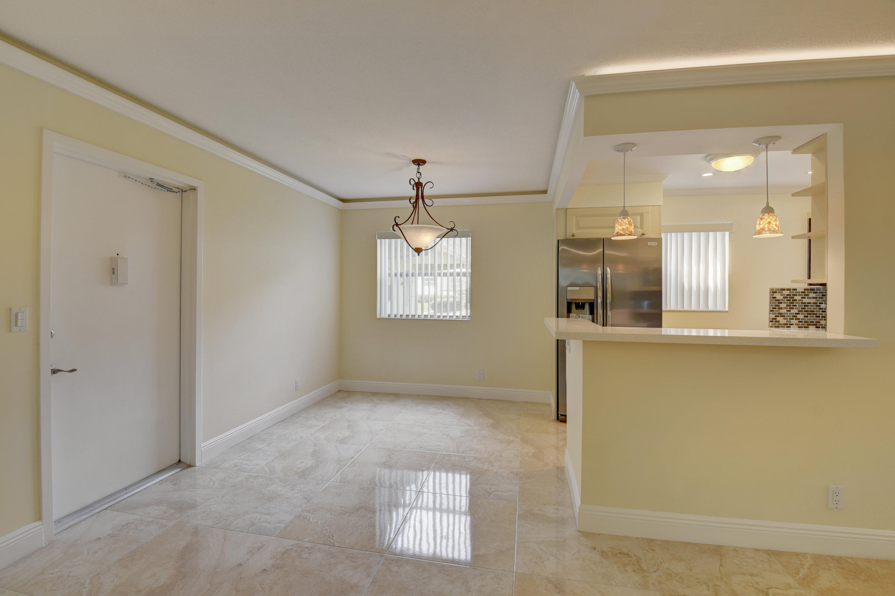 205 Flanders Drive, Unit E Delray Beach, FL 33484 - Photo 10 of 30 DSC_4985_6_7_8_9