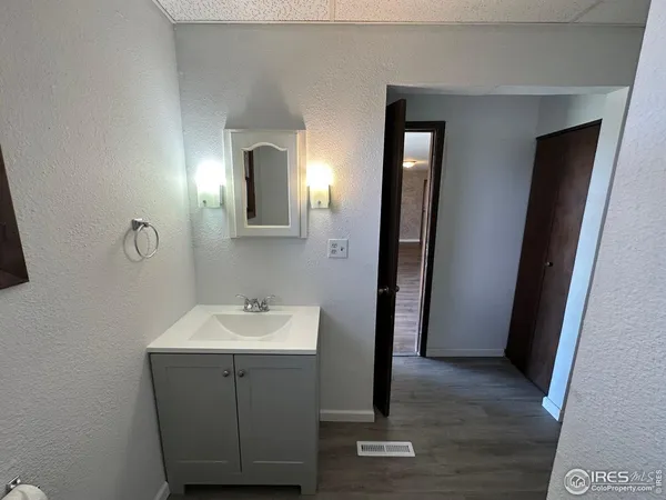 $189,500 | 601 East 2nd Street, Akron, CO 80720