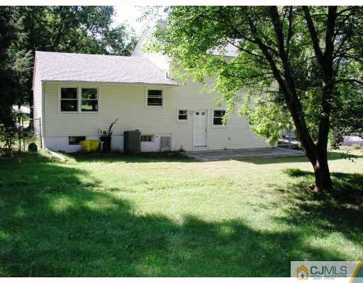 19 Overhill Road East Brunswick, NJ 08816 - Photo 5 of 6 Gallery Image 5