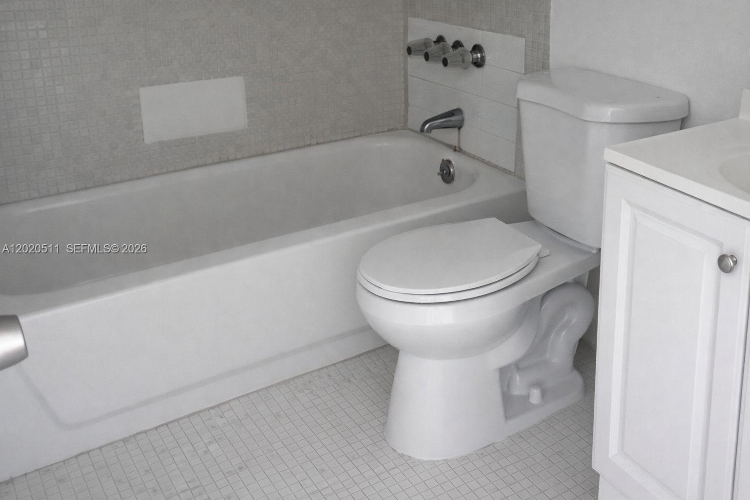 496 Northwest 165th Street, Unit D412 Miami, FL 33169 - Photo 27 of 34