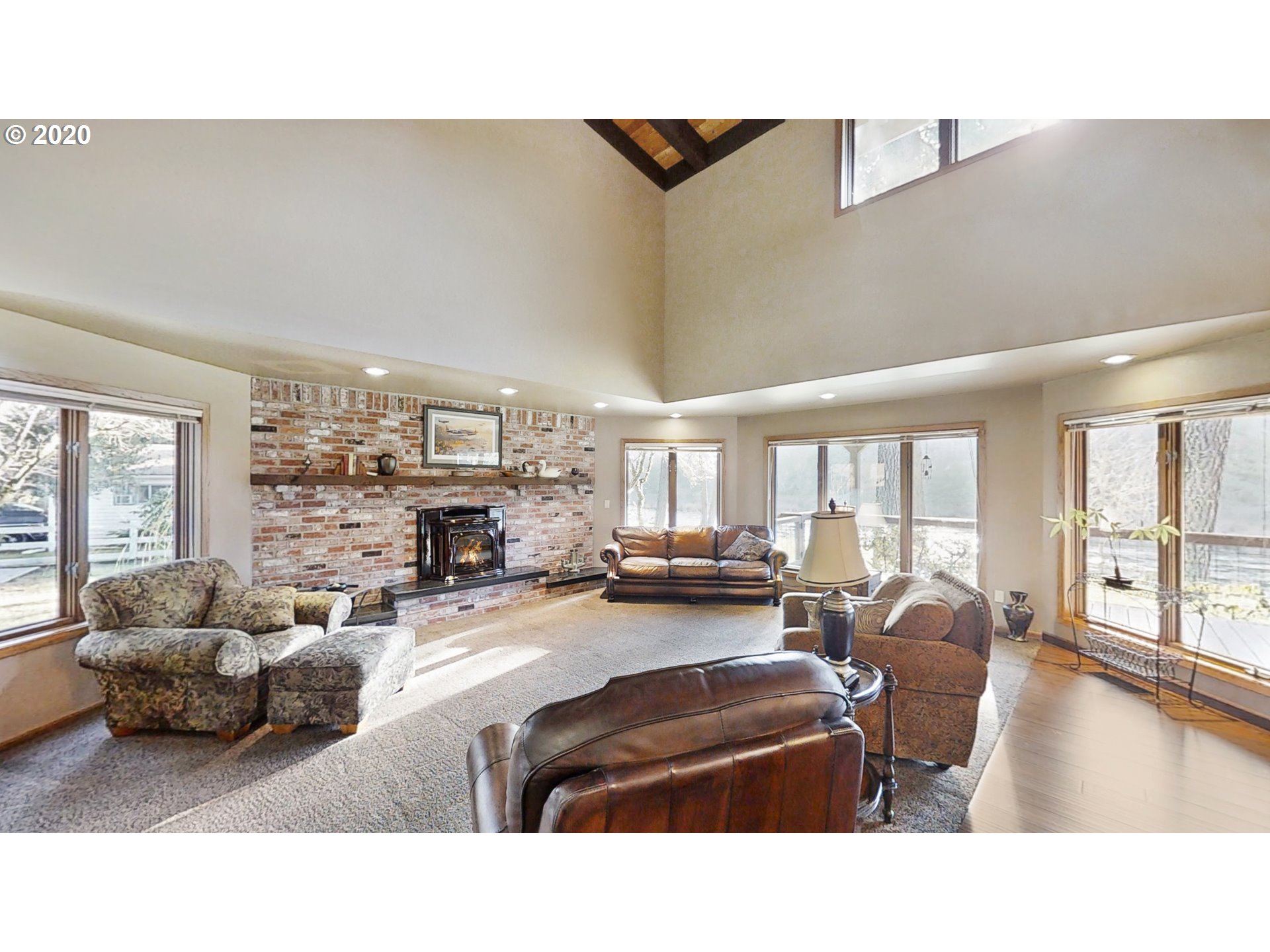 448 Singing Waters Road Winchester, OR 97495 - Photo 11 of 31