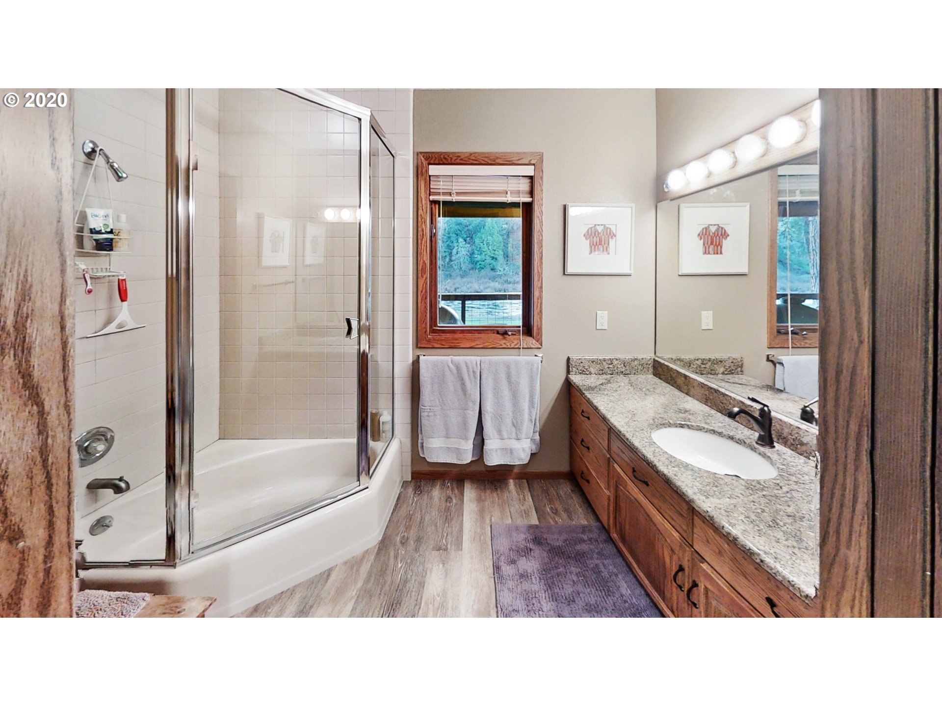 448 Singing Waters Road Winchester, OR 97495 - Photo 14 of 31