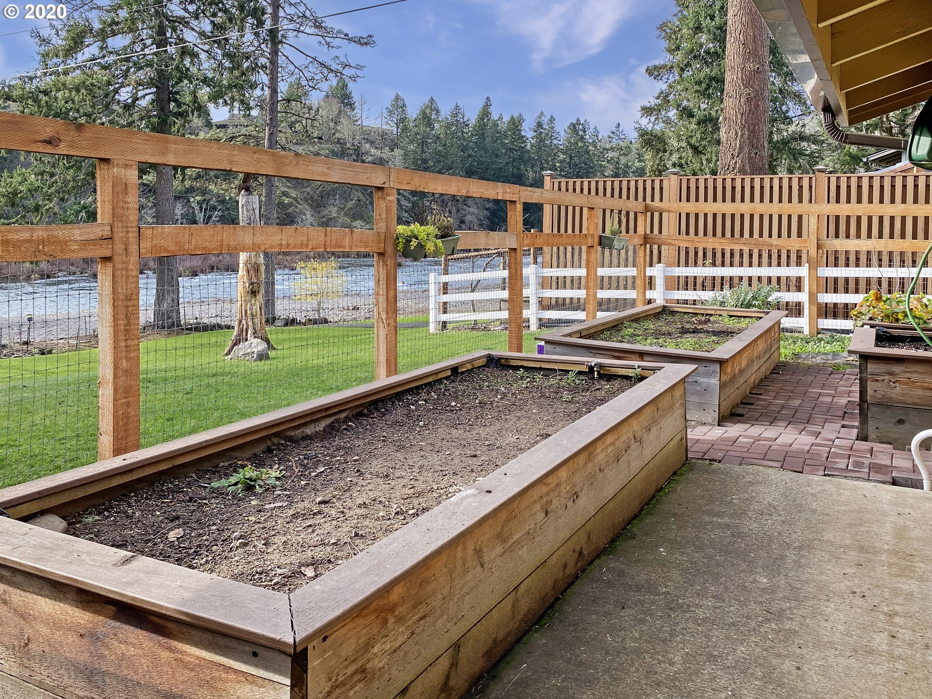 448 Singing Waters Road Winchester, OR 97495 - Photo 28 of 31