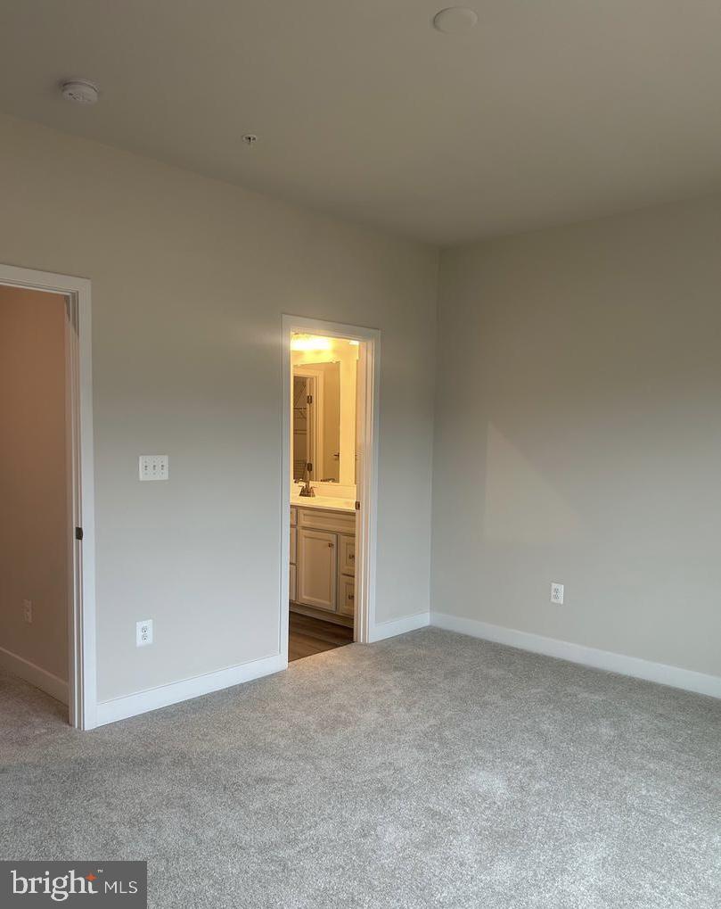 168 Bethlehem Place Baltimore, MD 21225 - Photo 12 of 20