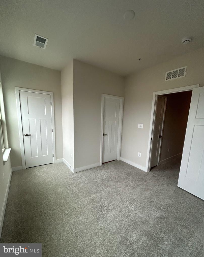 168 Bethlehem Place Baltimore, MD 21225 - Photo 5 of 20