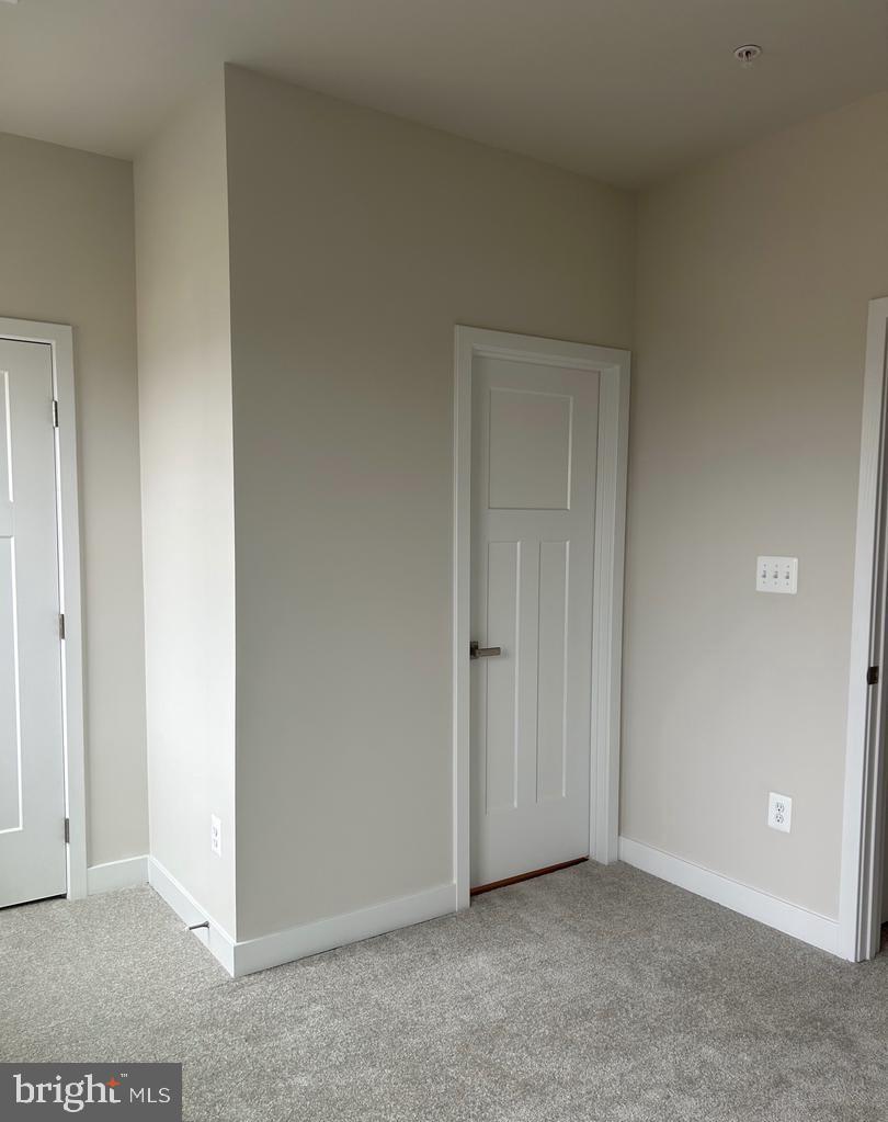 168 Bethlehem Place Baltimore, MD 21225 - Photo 6 of 20