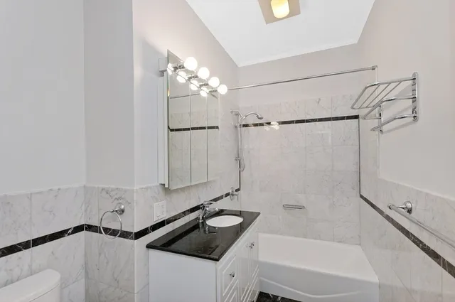 $5,495 | 275 Mason Terrace, Unit L, Brookline, MA 02446