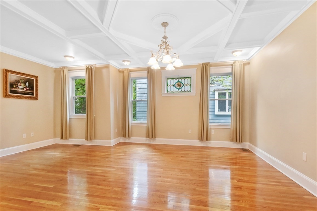 275 Mason Terrace, Unit L Brookline, MA 02446 - Photo 2 of 16