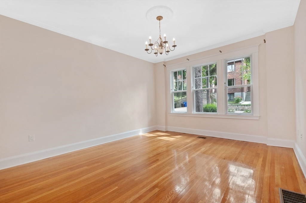 275 Mason Terrace, Unit L Brookline, MA 02446 - Photo 7 of 16