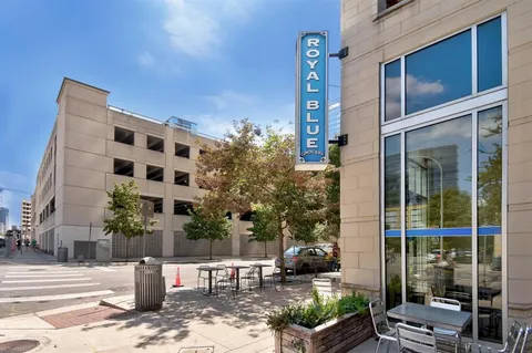 $925,000 | 360 Nueces Street, Unit 4009, Austin, TX 78701