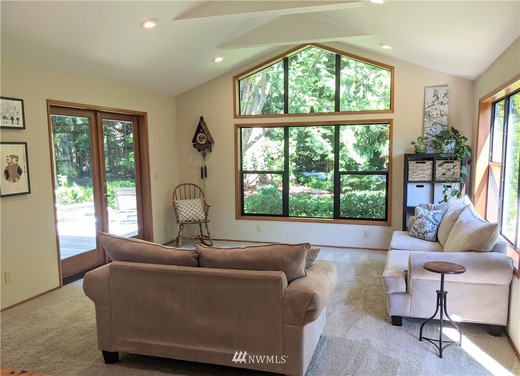 20905 33rd Drive Southeast Bothell, WA 98021 - Photo 14 of 40