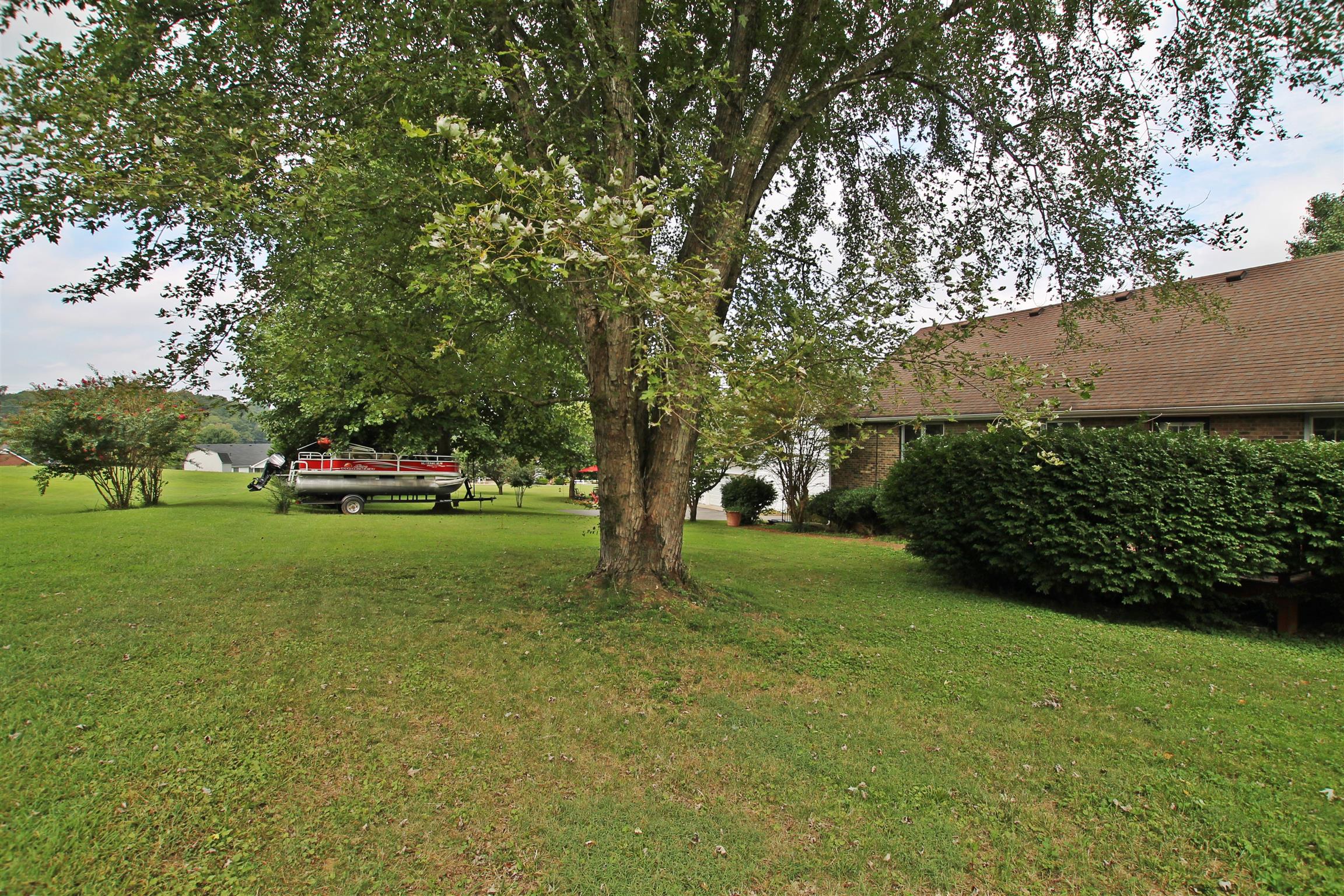 706 3rd Avenue West Springfield, TN 37172 - Photo 24 of 26 a view of green field with trees