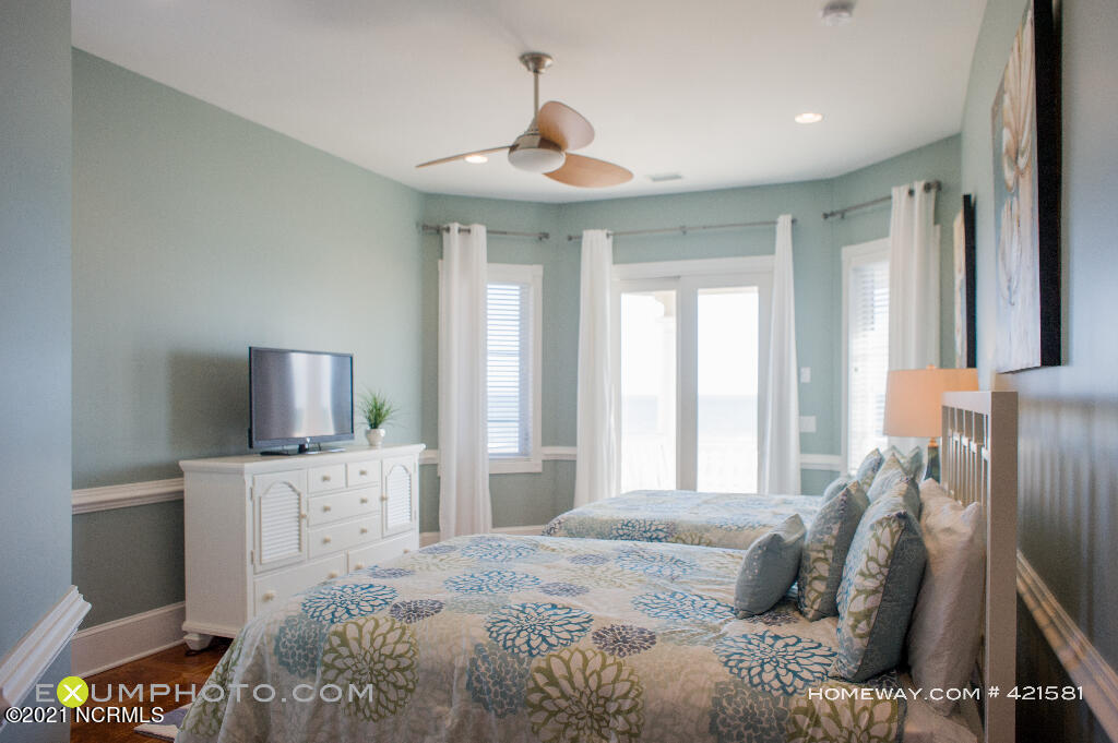 389 West First Street Ocean Isle Beach, NC 28469 - Photo 14 of 25 13