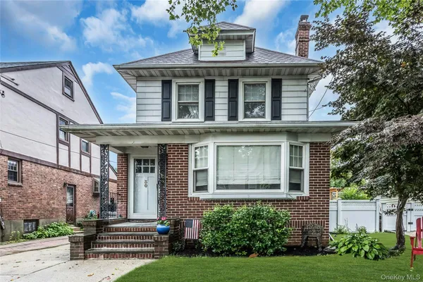 $779,000 | 30 Coolidge Street, Malverne, NY 11565