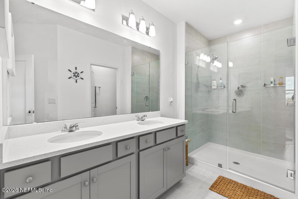 217 Silver Myrtle Court St. Augustine, FL 32092 - Photo 6 of 67 Primary Bath