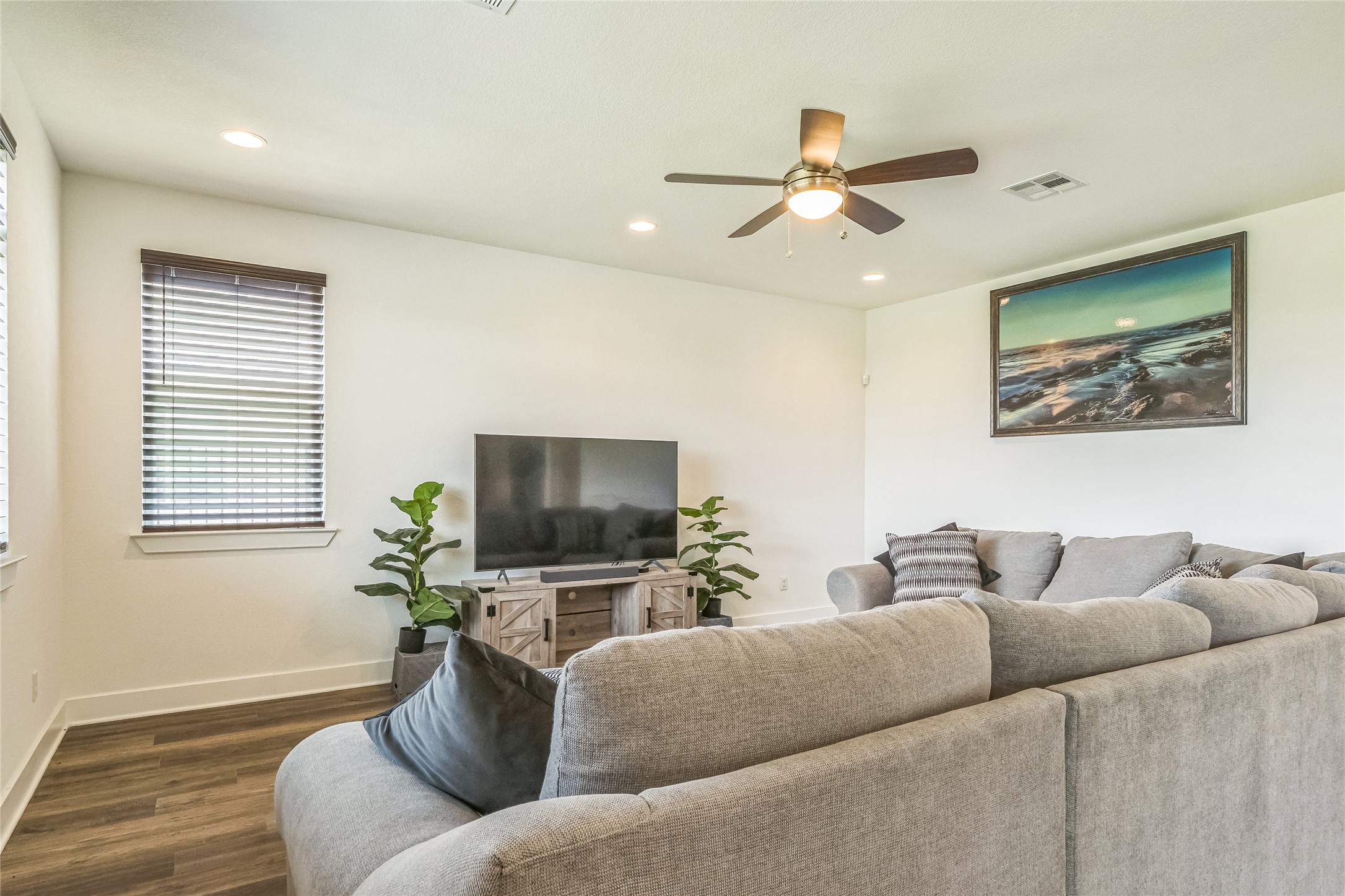 3706 Mesquite Vly Road Georgetown, TX 78628 - Photo 6 of 30 Living area with ceiling fan, dark wood-style floors, baseboards, and recessed lighting