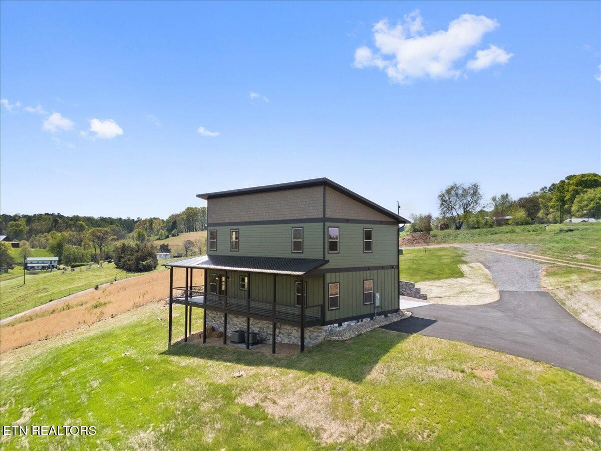 1642 Myers Road Sevierville, TN 37862 - Photo 2 of 56 Gallery Image 2