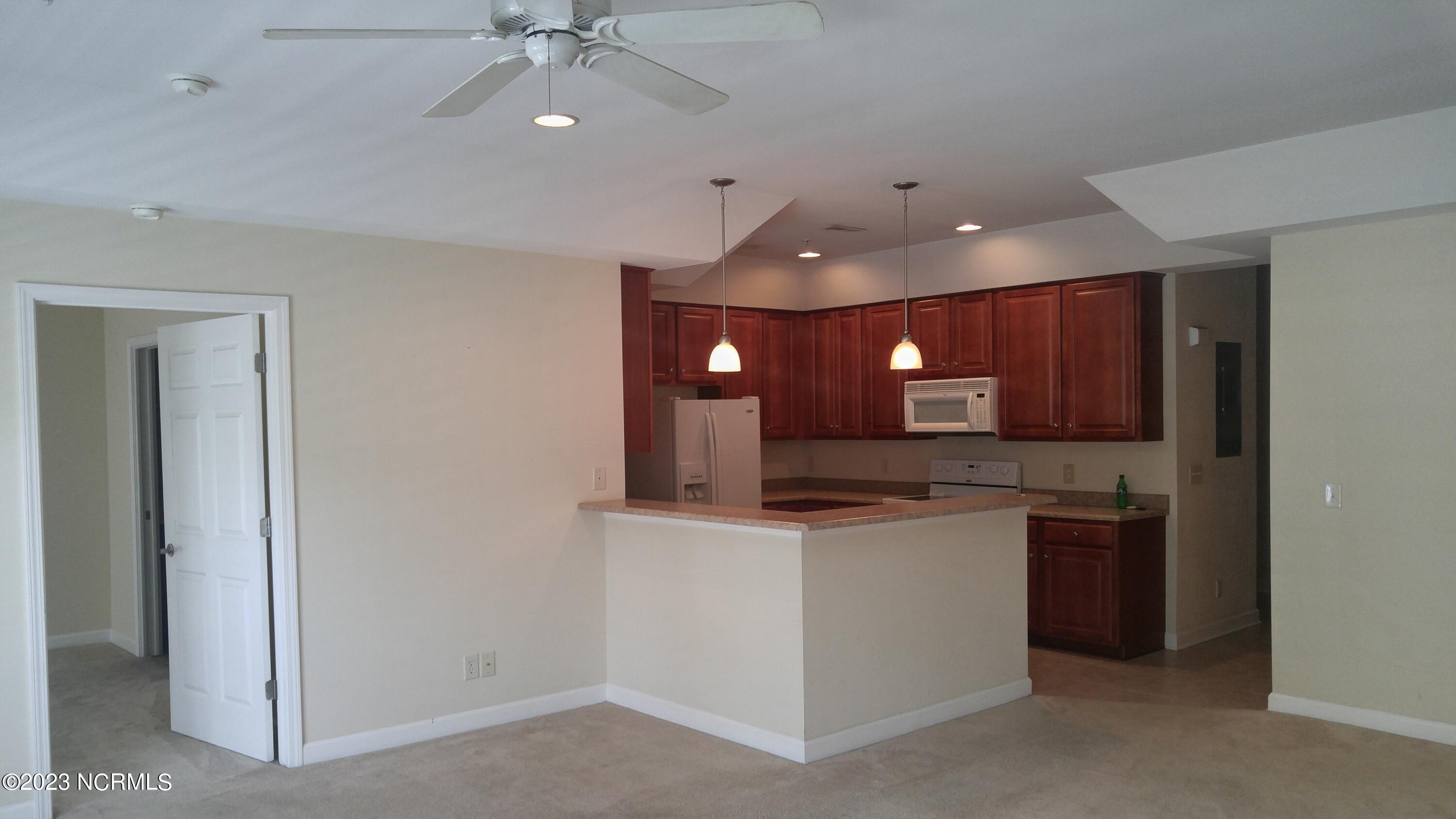 908 Resort Circle, Unit 707 Sunset Beach, NC 28468 - Photo 3 of 20 0719171101