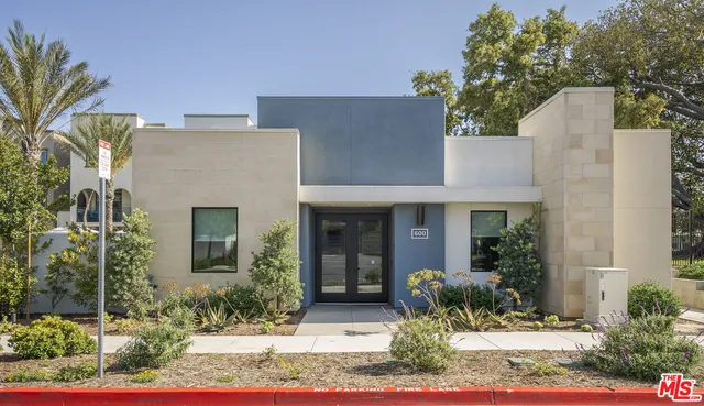 $1,200,000 | 756 Daniel Freeman Circle, Inglewood, CA 90301