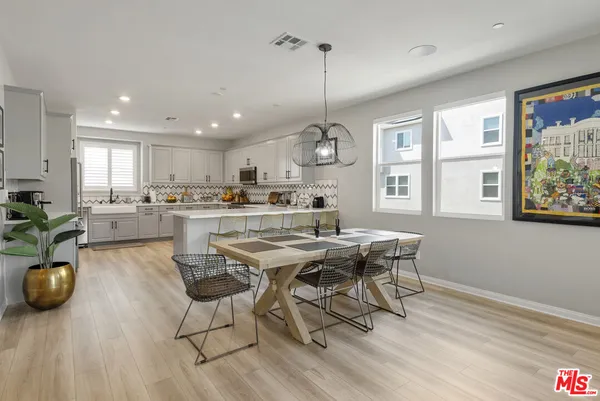 $1,169,000 | 756 Daniel Freeman Circle, Inglewood, CA 90301