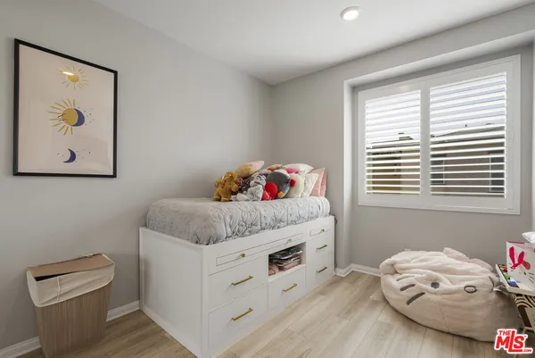 $1,169,000 | 756 Daniel Freeman Circle, Inglewood, CA 90301